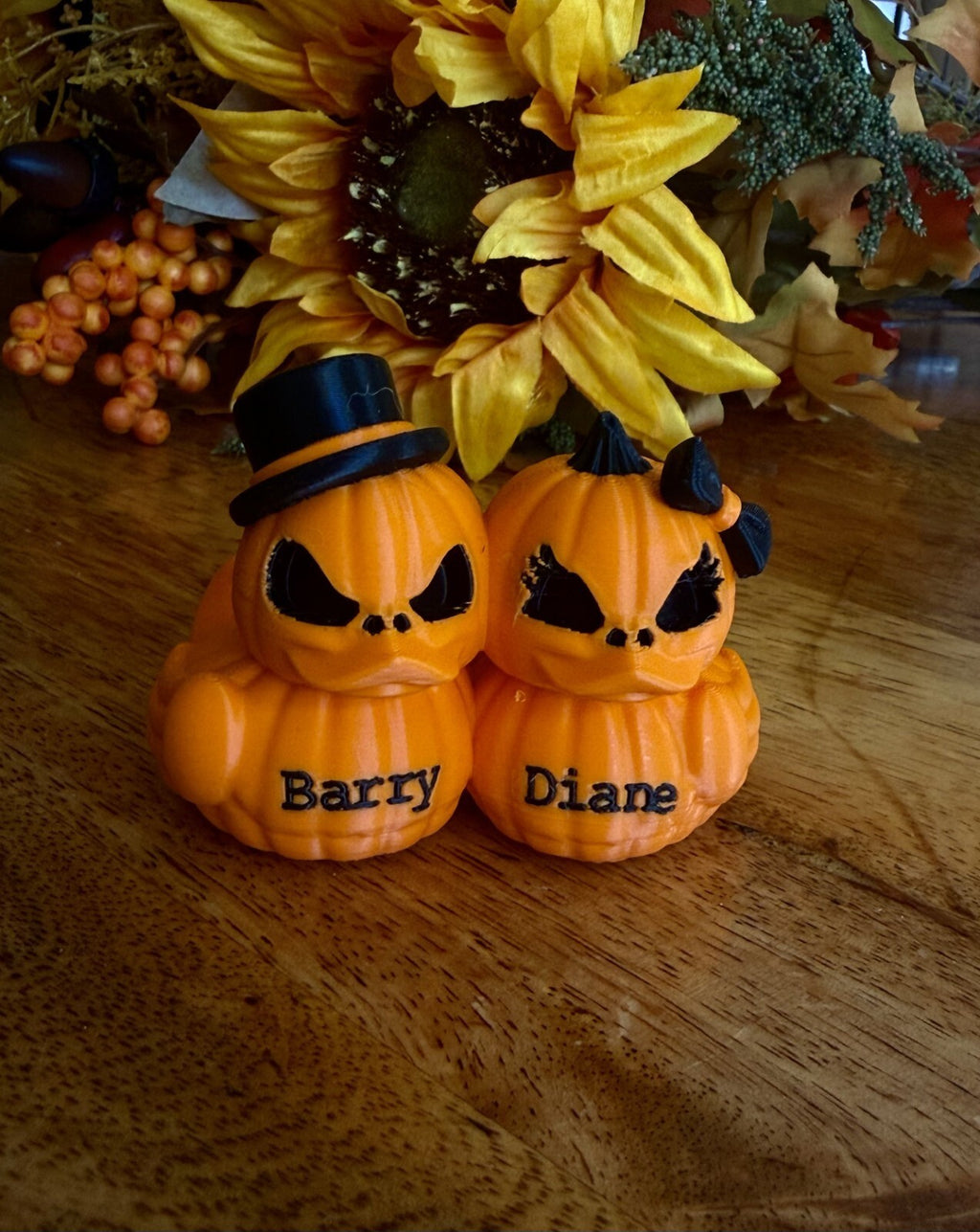 3d Printed Pumpkin Couples Ducks - Personalized - 2 1/5 Inch Tall - Halloween