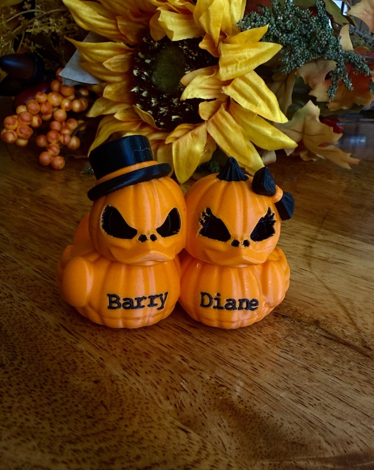 3d Printed Pumpkin Couples Ducks - Personalized - 2 1/5 Inch Tall - Halloween