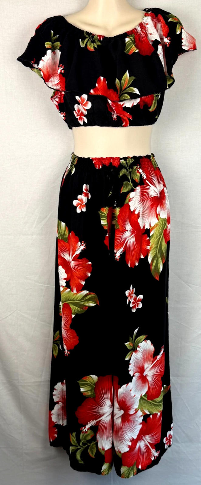 Advance 2 Piece Top/Pants Womens Floral outfit size S/M black red lightweight