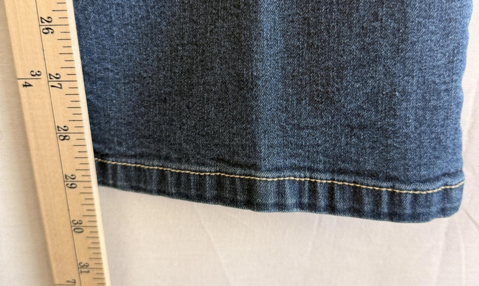Tommy Hilfiger Jeans Women’s Size 12 Dark Classic Denim Vintage Y2K