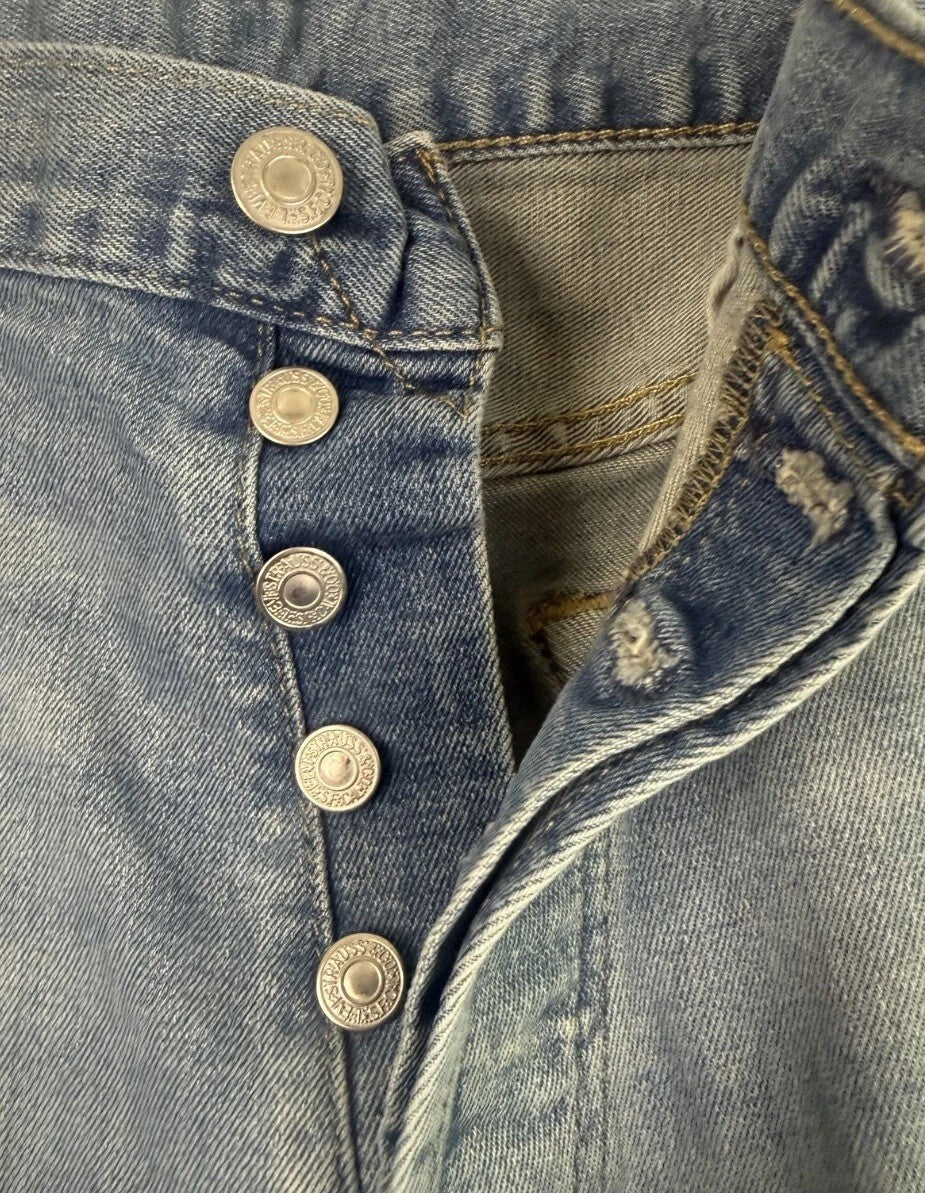 Levis 501 Jeans Mens 33x32 Blue Medium Wash Denim Straight Leg Button Fly
