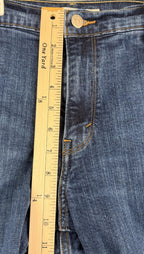 Levi's 505 Women's Striaght Leg Jeans Meduim Wash Size 16 Blue