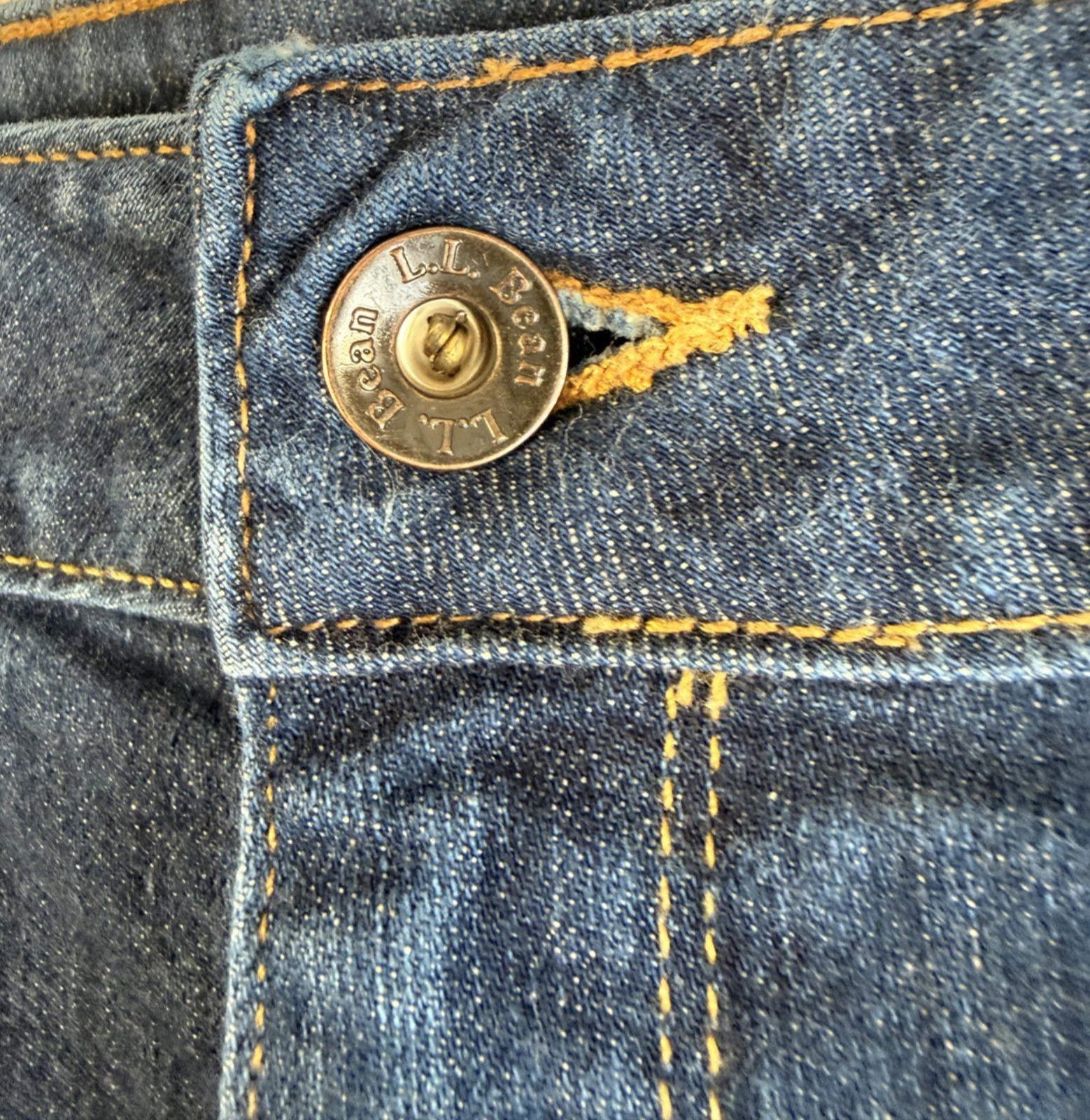 LL Bean womens capri jeans size 16 med wash denim high rise