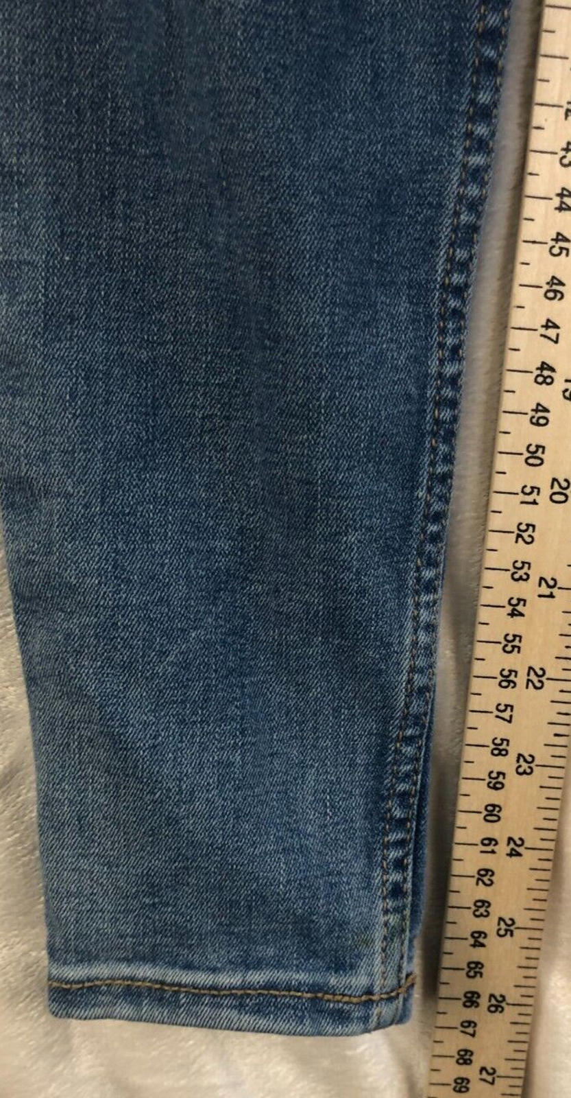 Womens Old Navy Rockstar Super Skinny Mid-Rise Distressed Denim Jeans Size 4