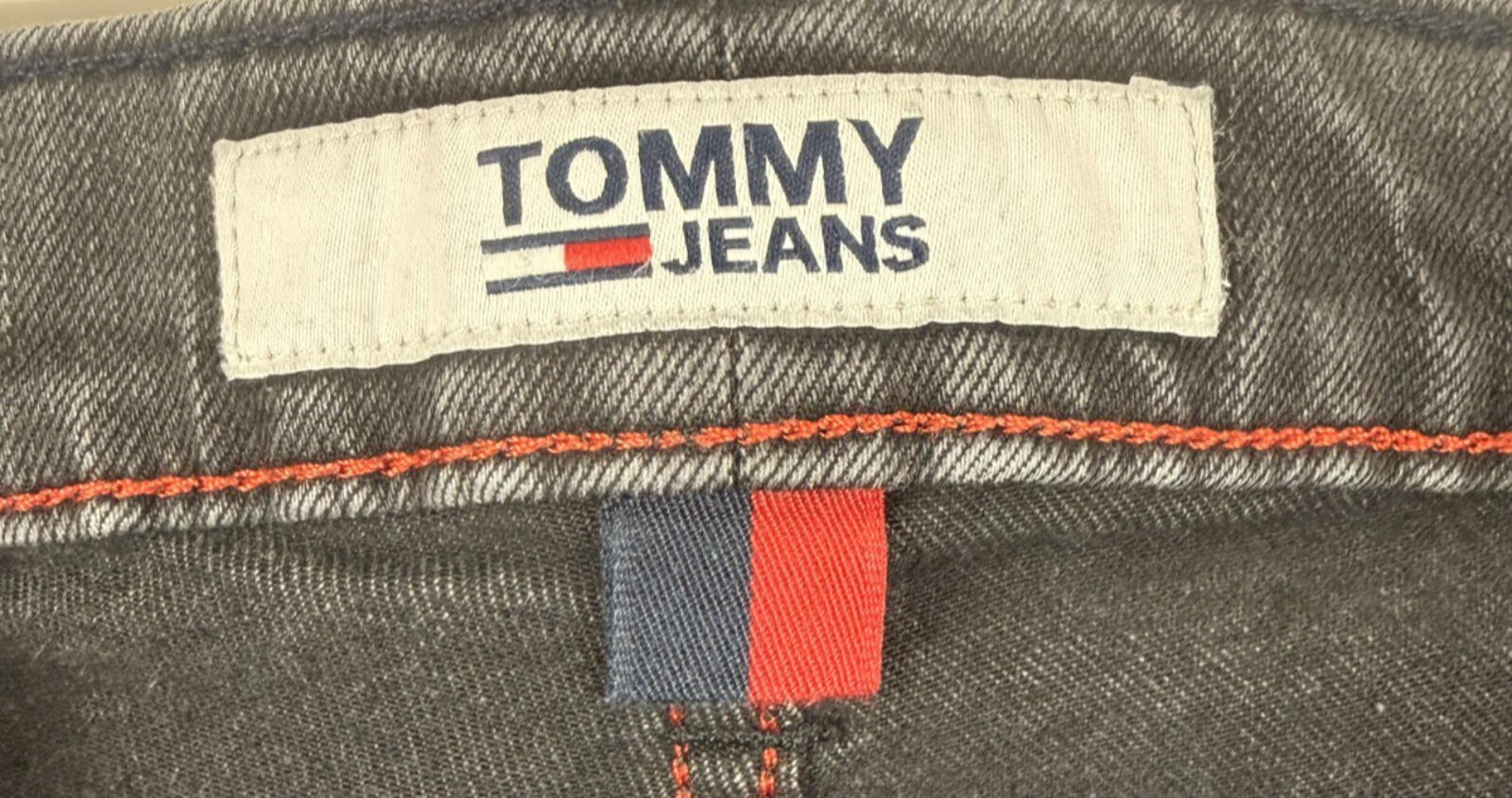 Tommy Hilfiger Mens Slim Jeans W36 L32 Black (Fits like 38x32)