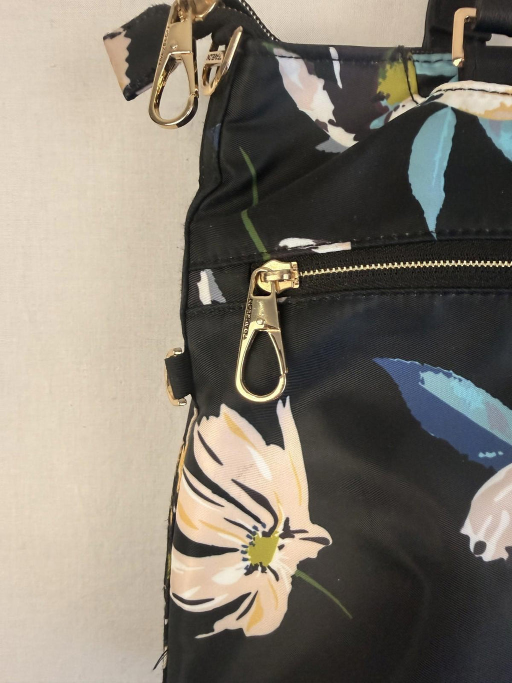 Travelon Anti Theft Addison Tote Bag Midnight Floral Travel 13x11x4  Black