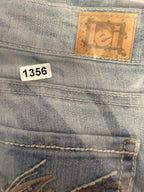 Lei Jeans Womens 7 Short Juniors Blue Ashley Low Rise BootCut Regular Fit Pants