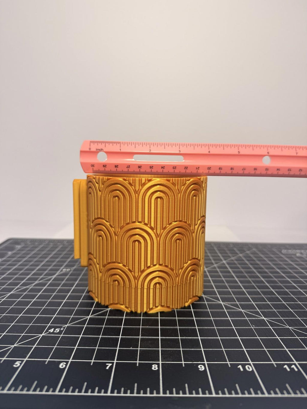 Wall Mounted Planter - PLA - Twist-off Bottom - Multiple Colors