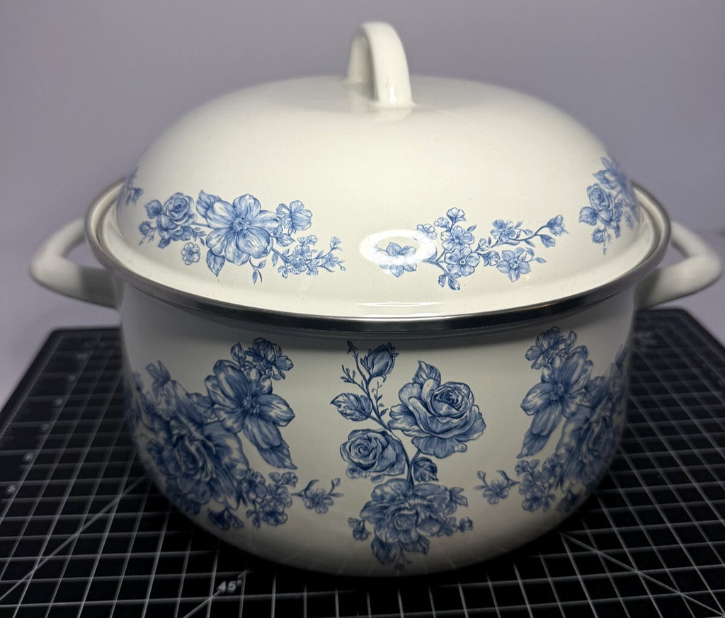 Pioneer Woman Vintage Floral Stock Pot. 4qt.