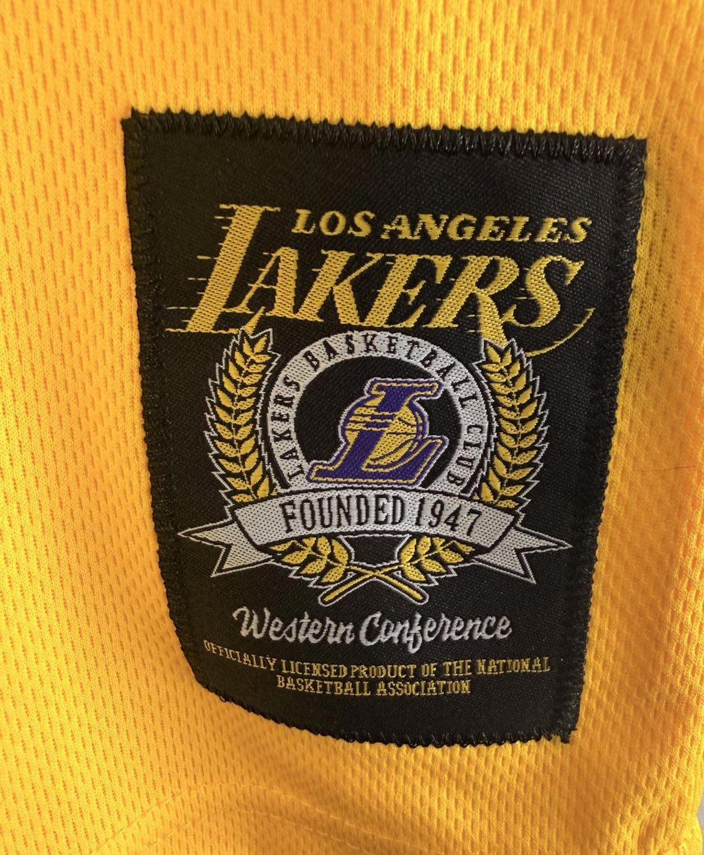 Los Angeles Lakers Mens Jersey Sz M NBA Yellow Ultra Game