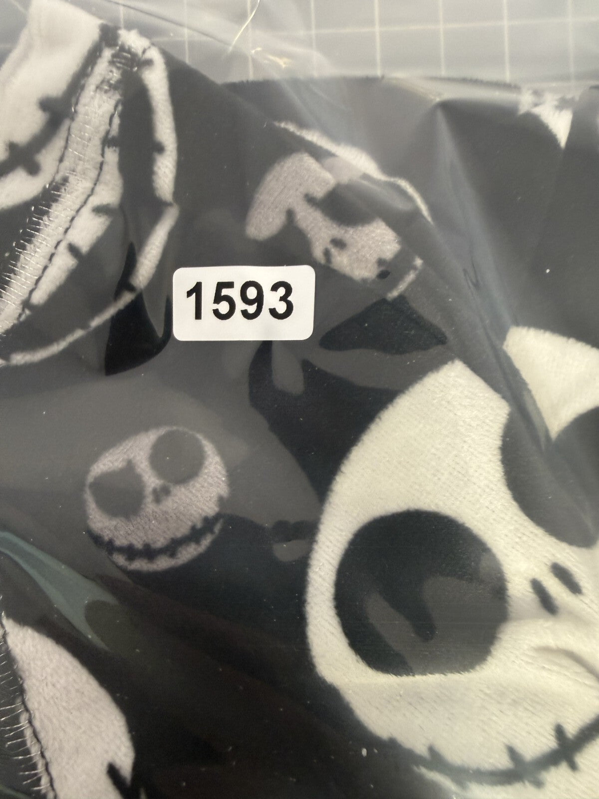 NEW Disney Nightmare Before Christmas Womens Sz L Sleepwear Top - Super Soft!