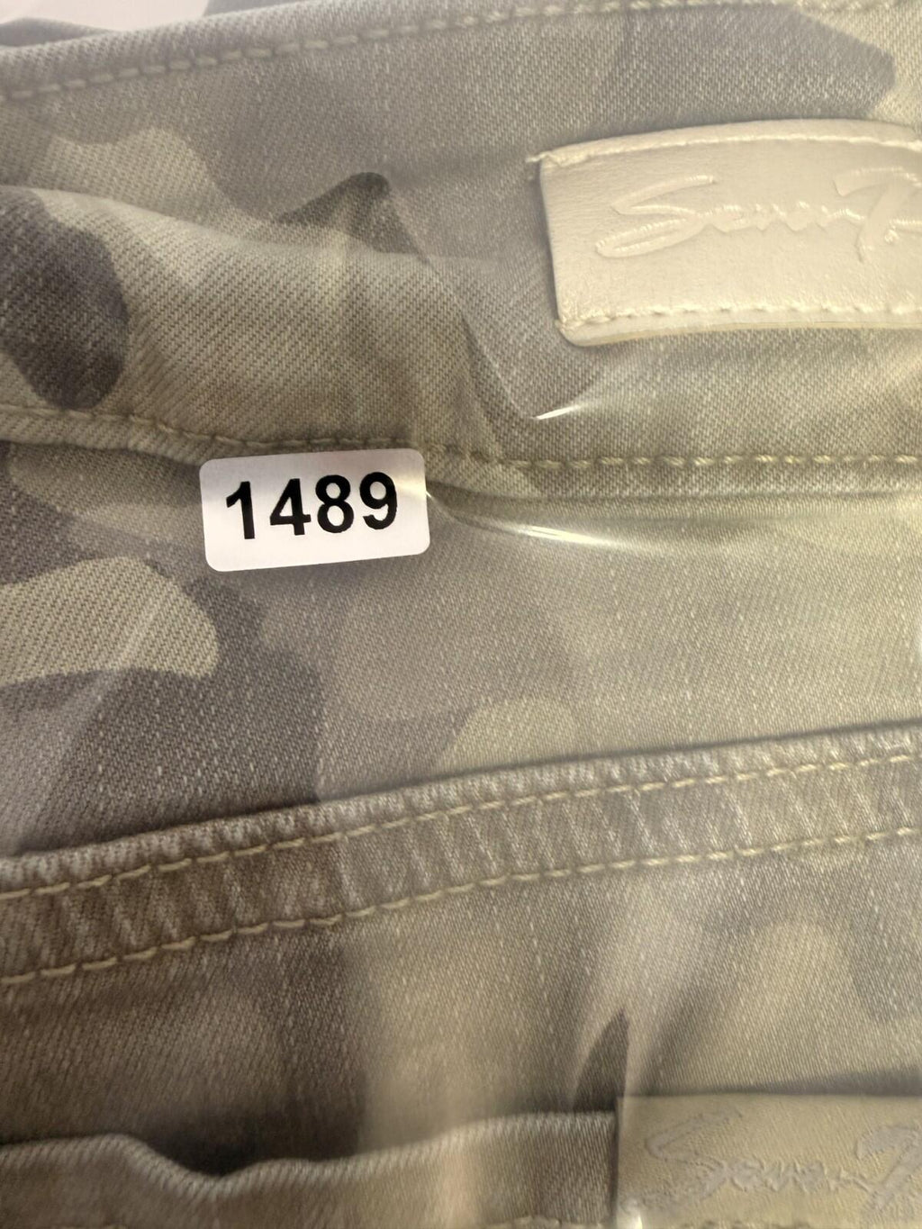 Seven 7 Shorts Womens Sz 12 Tummyless Bermuda Camo Denim Stretch Trendy Casual