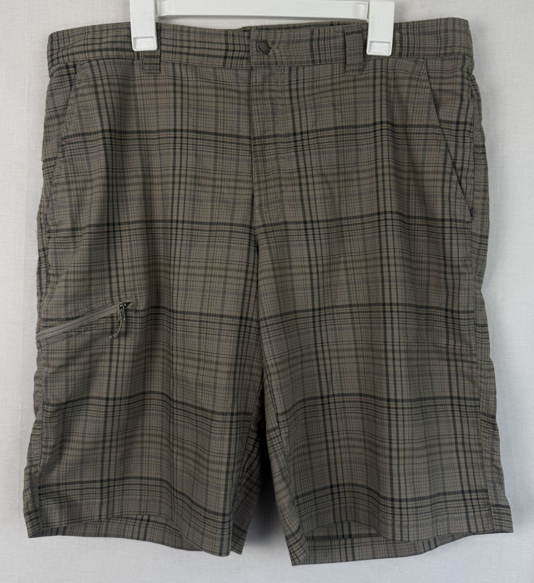 Columbia Omni-Wick Plaid Golf Hiking Shorts Brown 38W 12” Inseam