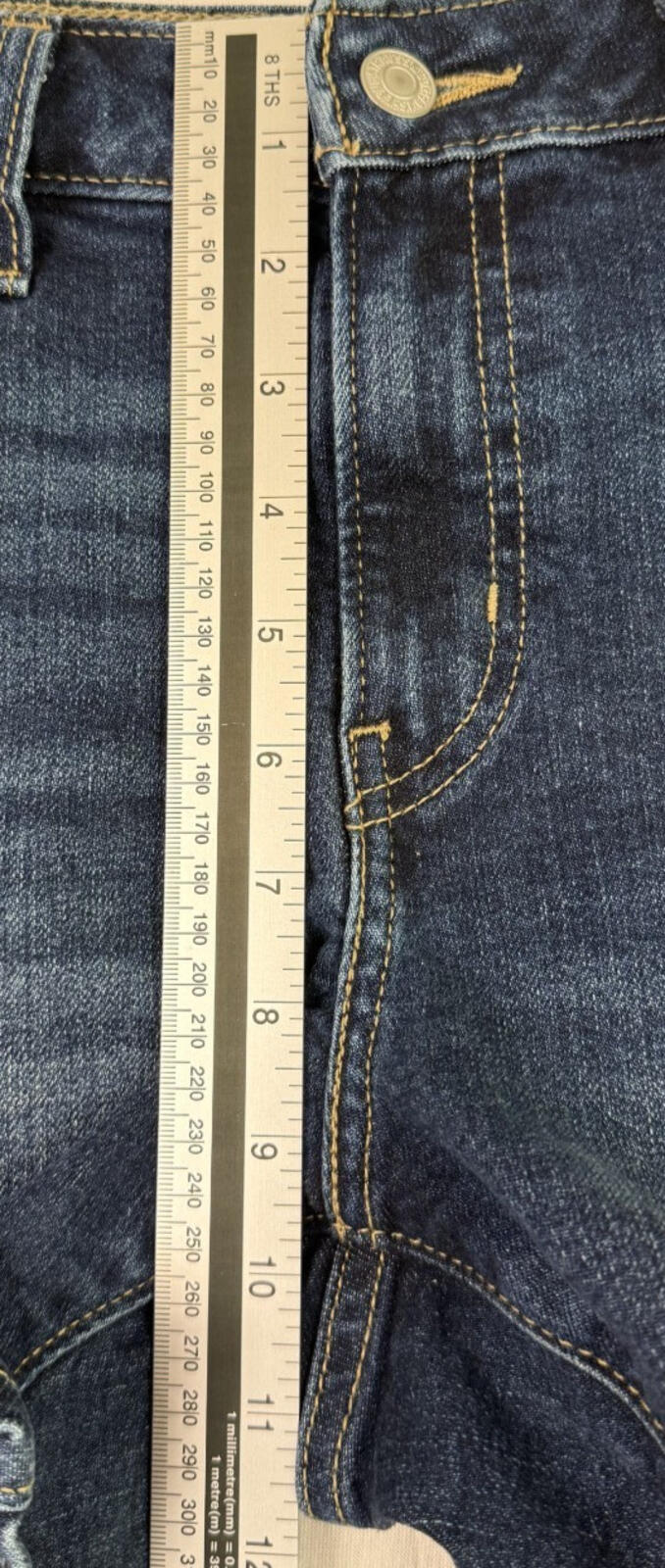 Levis A-Line Denim Shorts Dark Blue Size 28 Women's Classic 5-Pocket