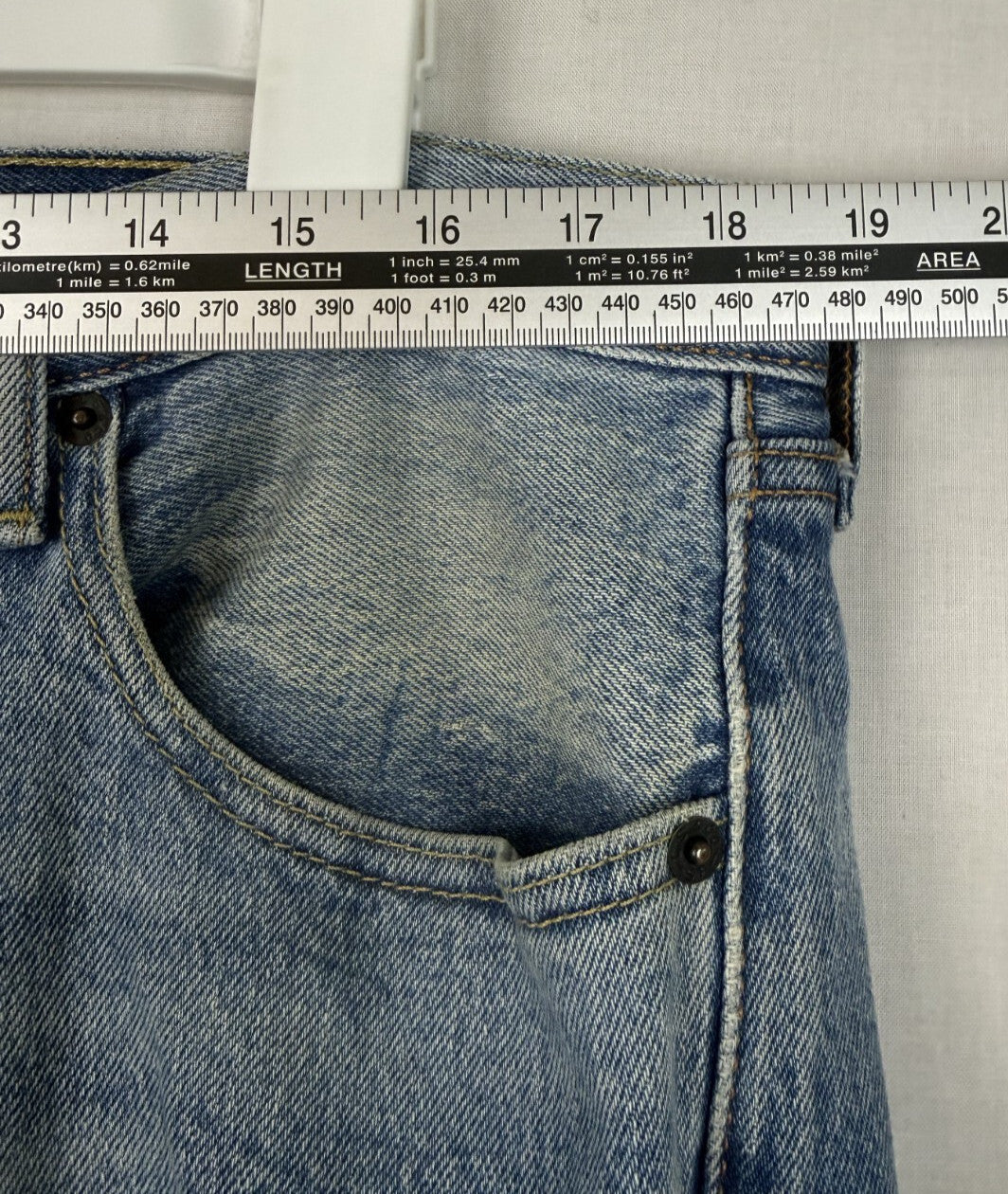 Levis 501 Jeans Mens 36x32 Blue Light Wash Button Fly Straight Leg Denim Faded