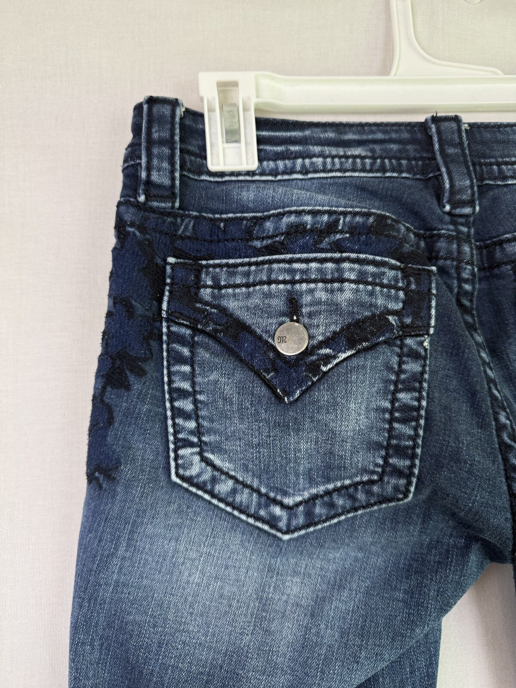 Miss Me Signature Skinny Jeans Womens Size 26 - Embroidered Floral - Low Rise