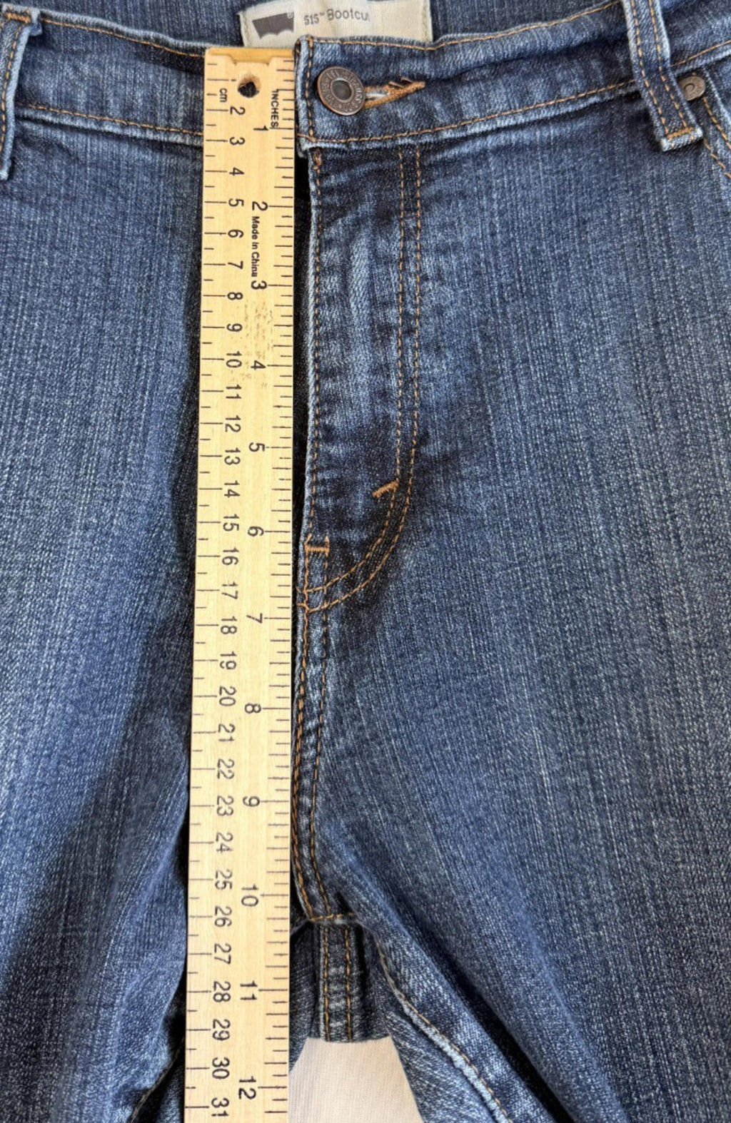 Levi's 515 Bootcut Women's Size 16M W33 L32 Blue Denim Jeans Casual Pants