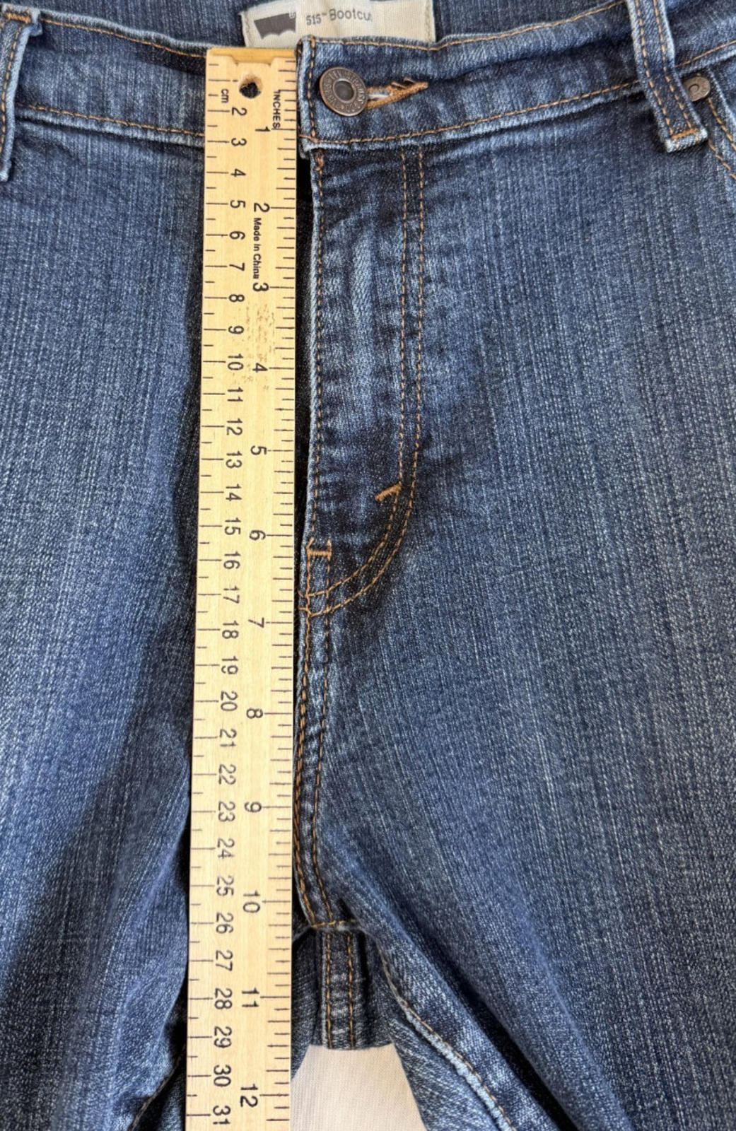 Levi's 515 Bootcut Women's Size 16M W33 L32 Blue Denim Jeans Casual Pants