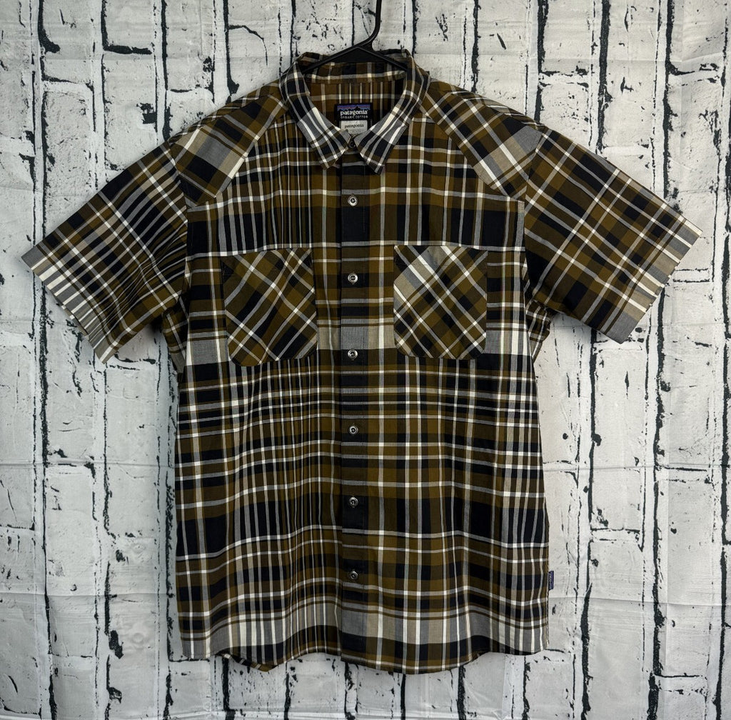 Patagonia Mens Large Organic Cotton Plaid Short Sleeve Button Down Shirt Brown
