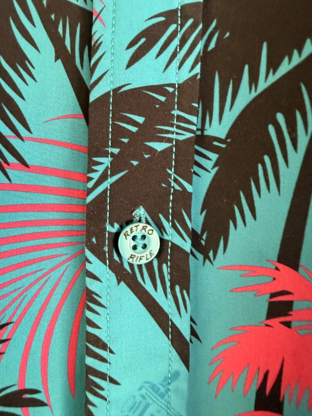 Retro Rifle Men’s 3xl Button Up Shirt High Crown Palm Tree Vice City GTA Style