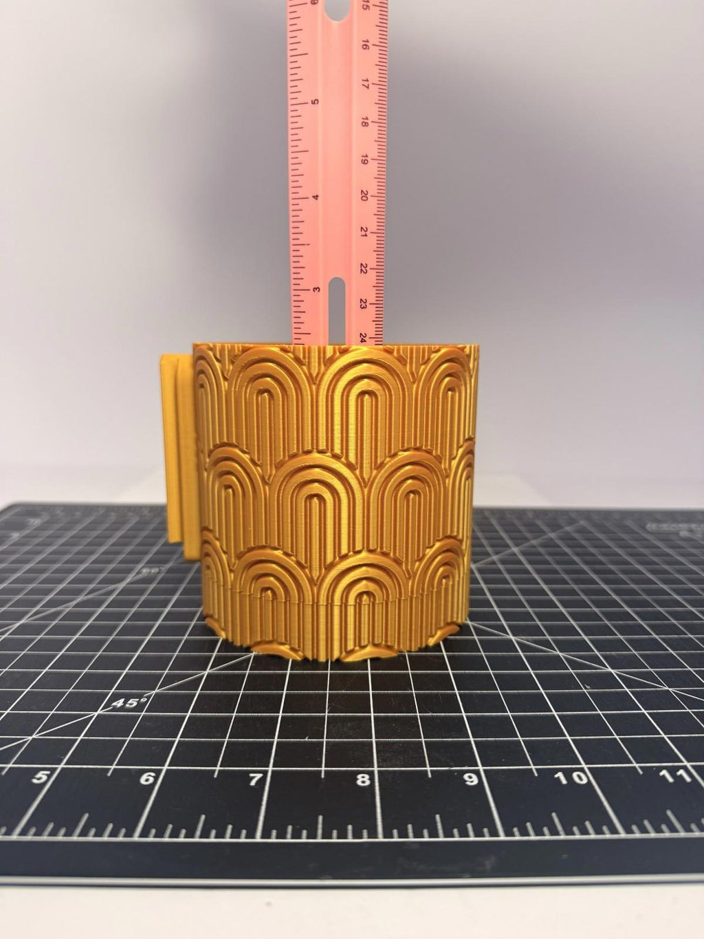 Wall Mounted Planter - PLA - Twist-off Bottom - Multiple Colors