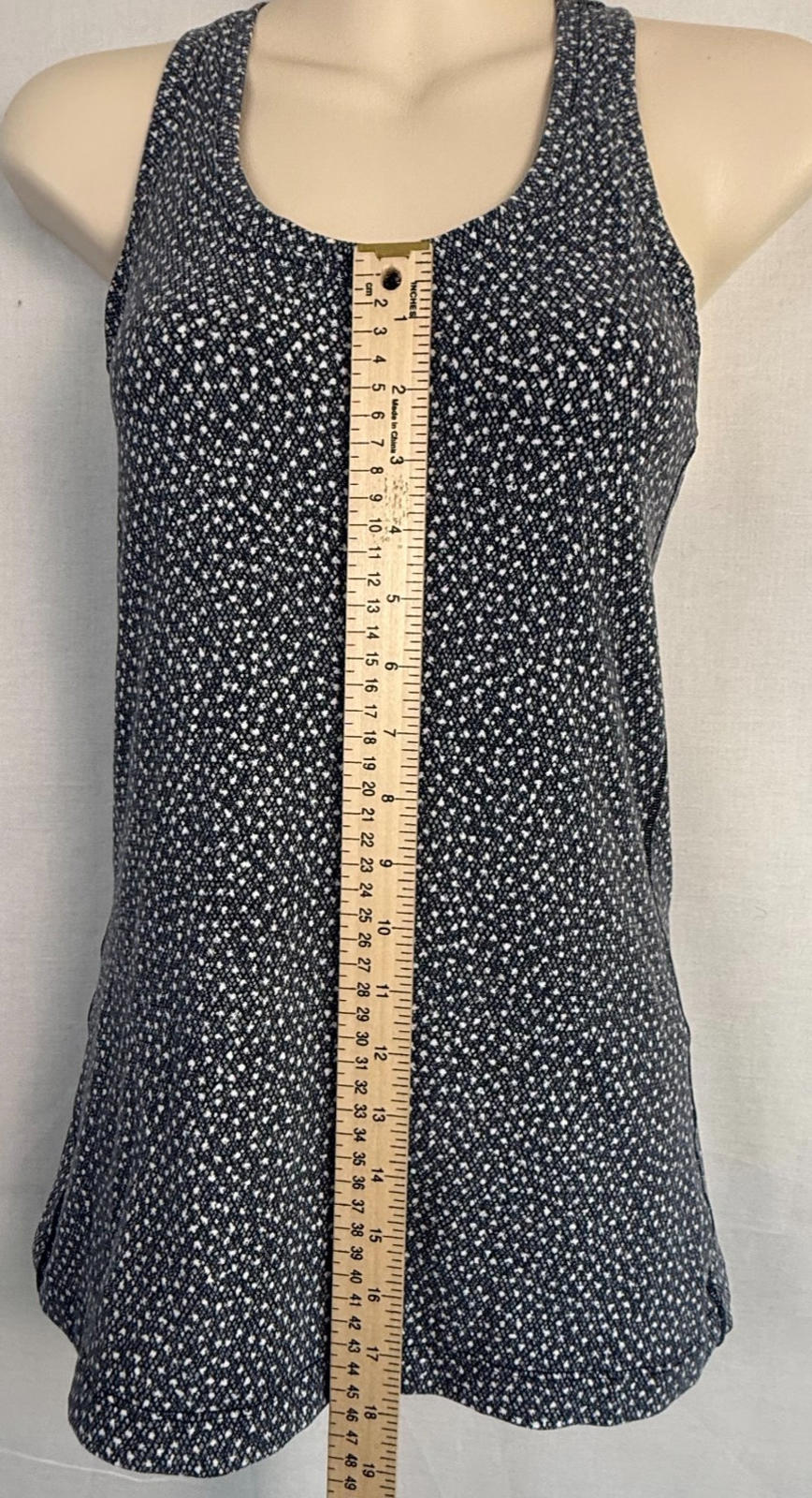 Lululemon Cool Racerback Tank Top Womens Sz 4 Black White Activewear Workout