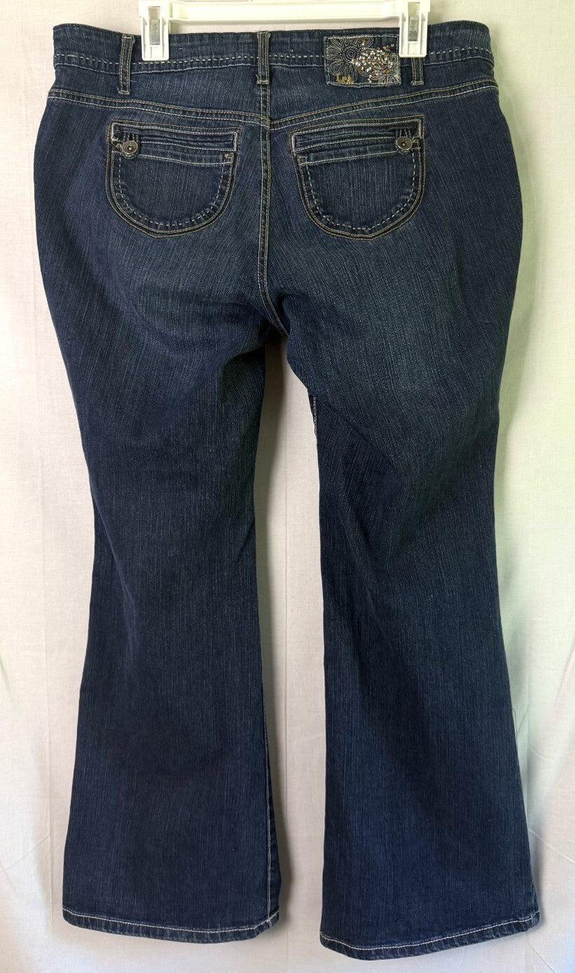 LEI Women Y2K Sophia Hiphugger Flare Jeans Size 15 Medium Wash Stretch