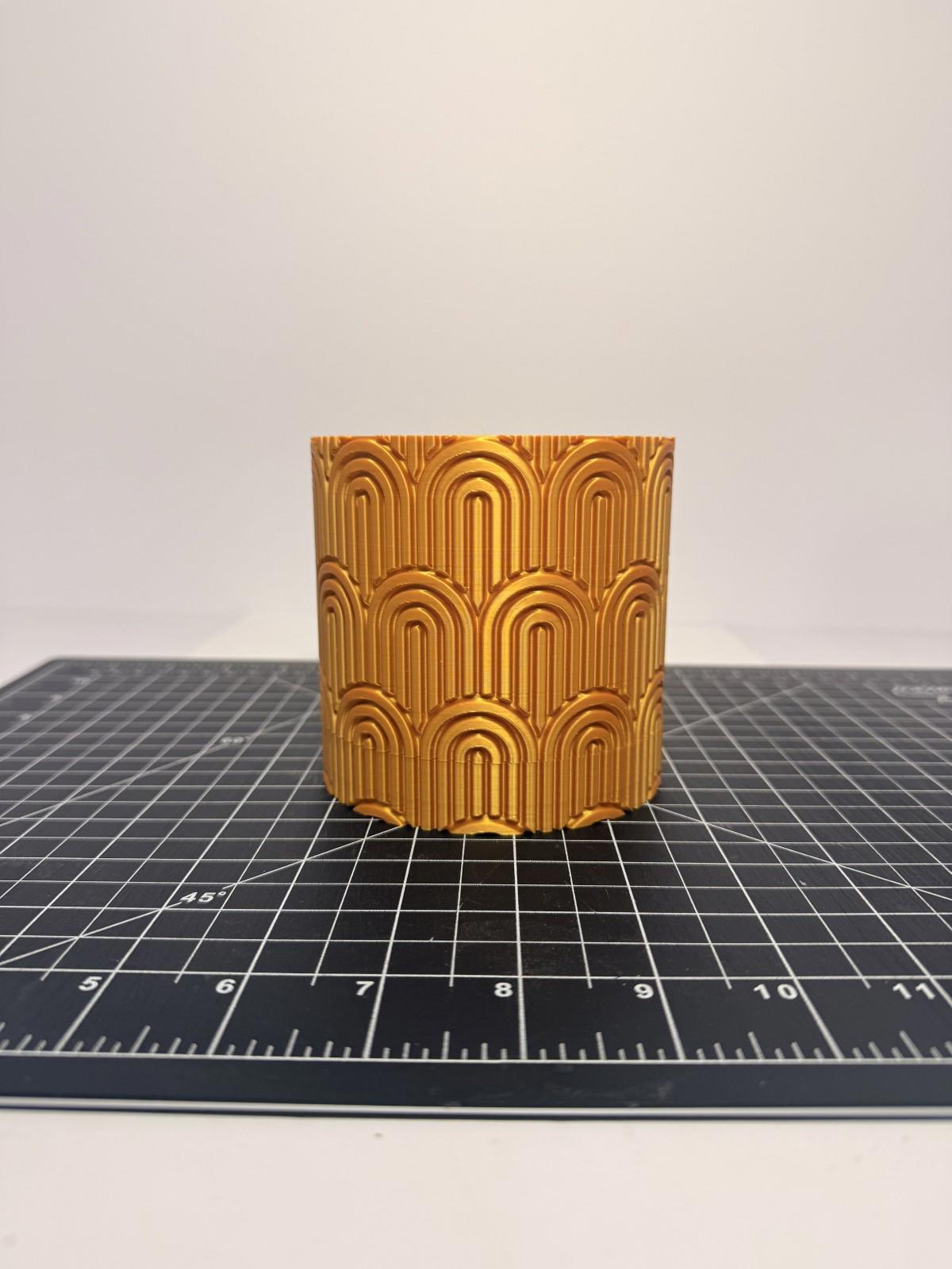 Wall Mounted Planter - PLA - Twist-off Bottom - Multiple Colors