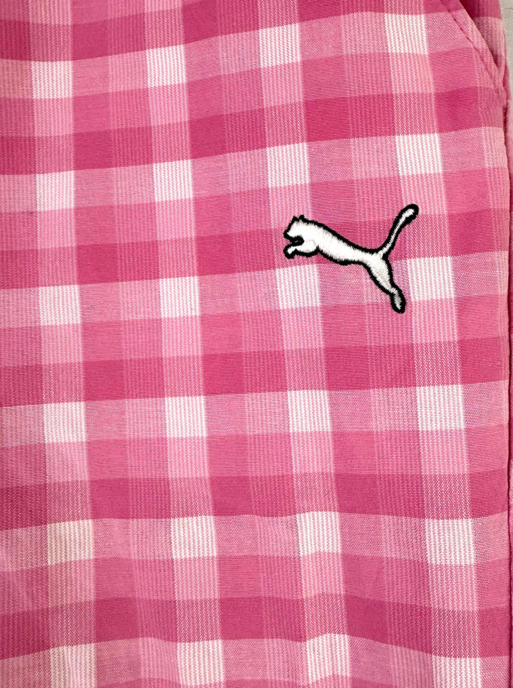 Puma Sport lifestyle Pink/white Plaid Womens Bremuda Shorts Size 8