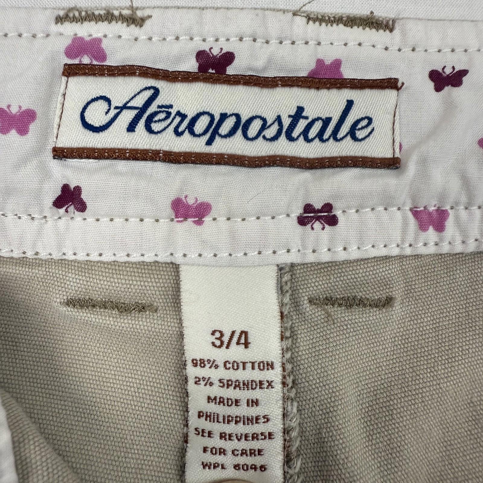Aeropostale Womens Capri Pants Khaki Size 3/4 Butterfly