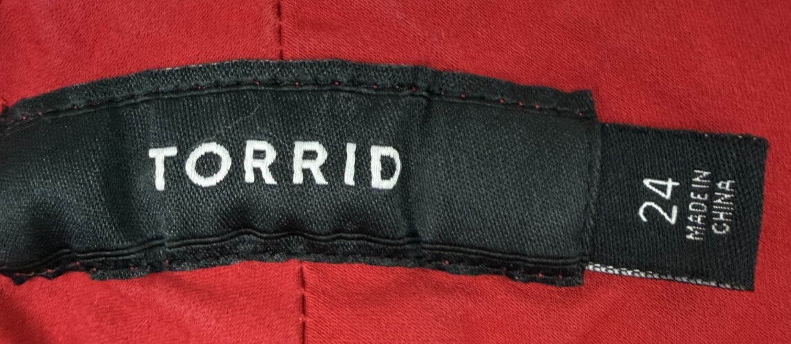 Torrid Womens Plus Size Shorts Sz 24 Red Cuffed