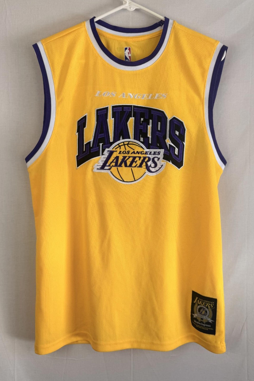 Los Angeles Lakers Mens Jersey Sz M NBA Yellow Ultra Game