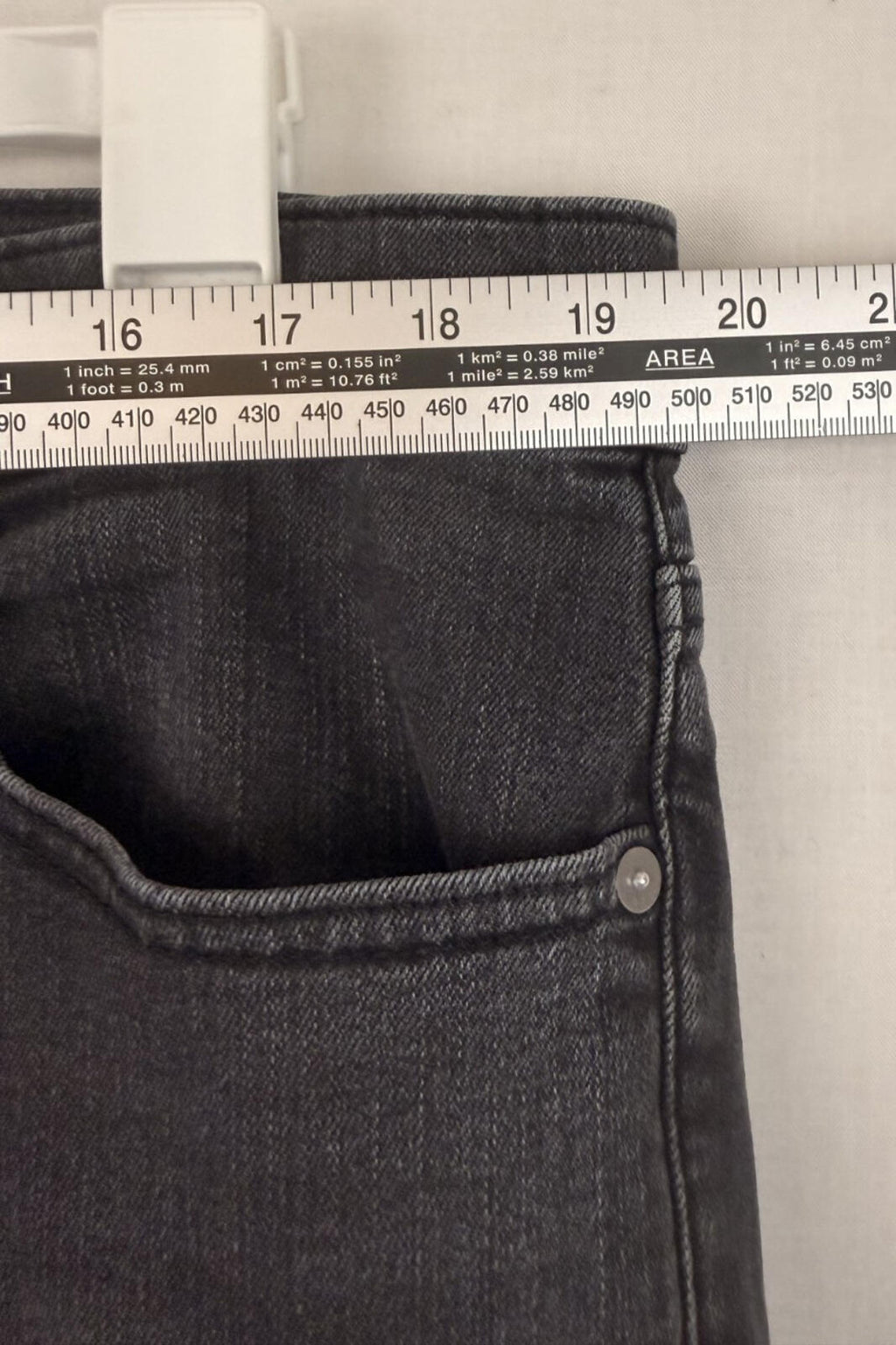 Tommy Hilfiger Mens Slim Jeans W36 L32 Black (Fits like 38x32)
