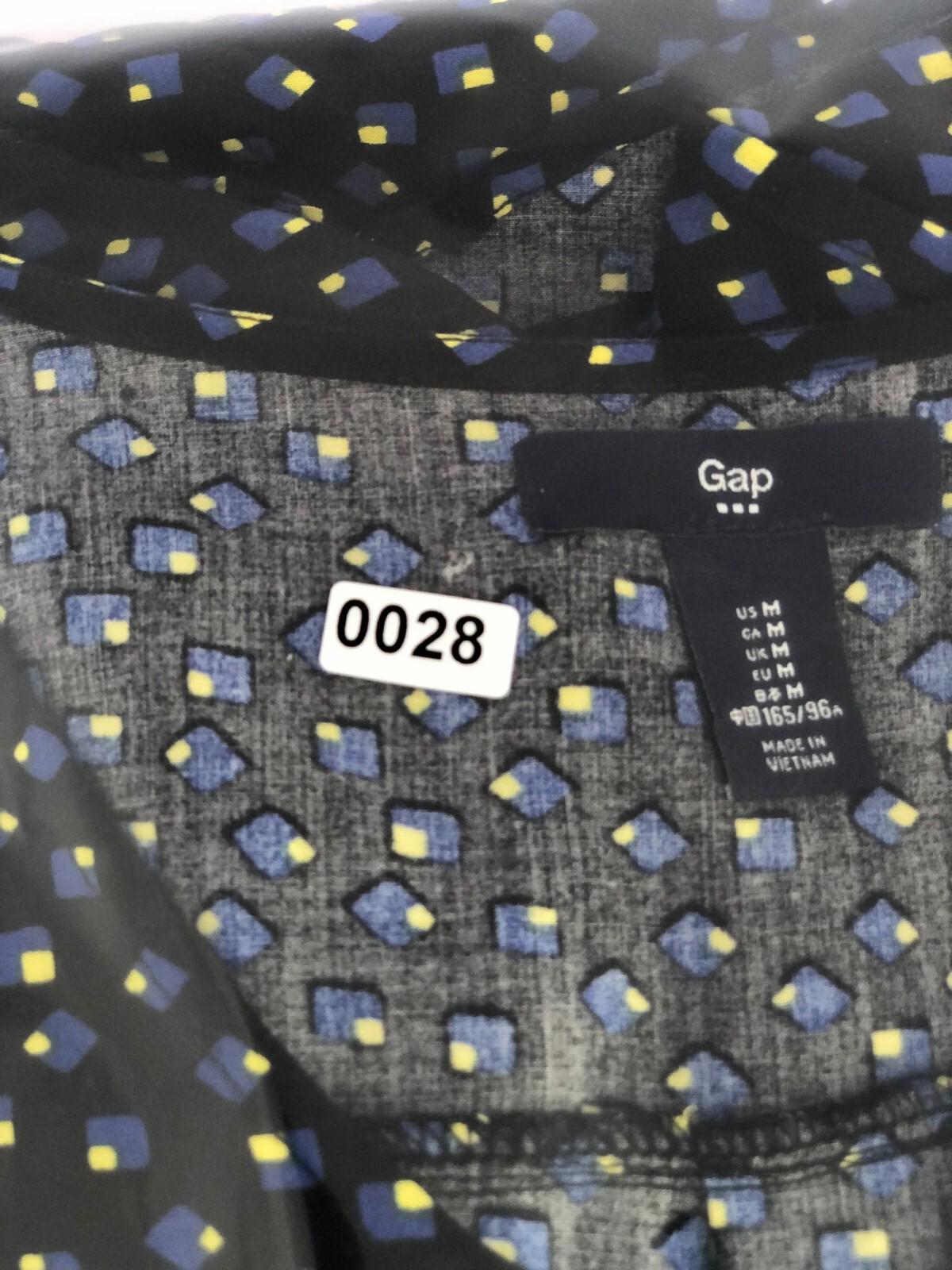 Gap black polka dot womens shirt m