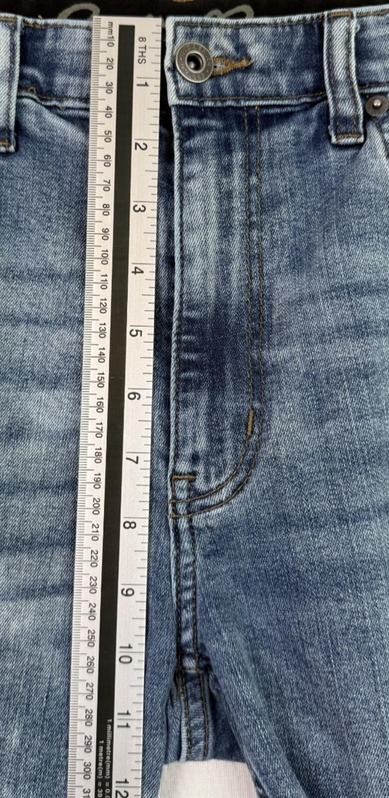 Eddie Bauer Jeans Mens Sz 32x32 Straight Leg Stretch Acid Wash Denim Blue