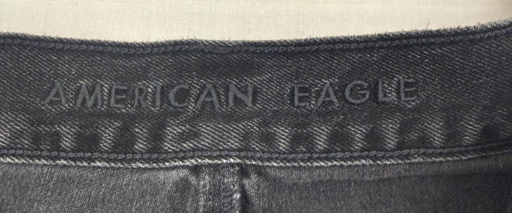 American Eagle Outfitters Mom Short Black Distressed Size 2