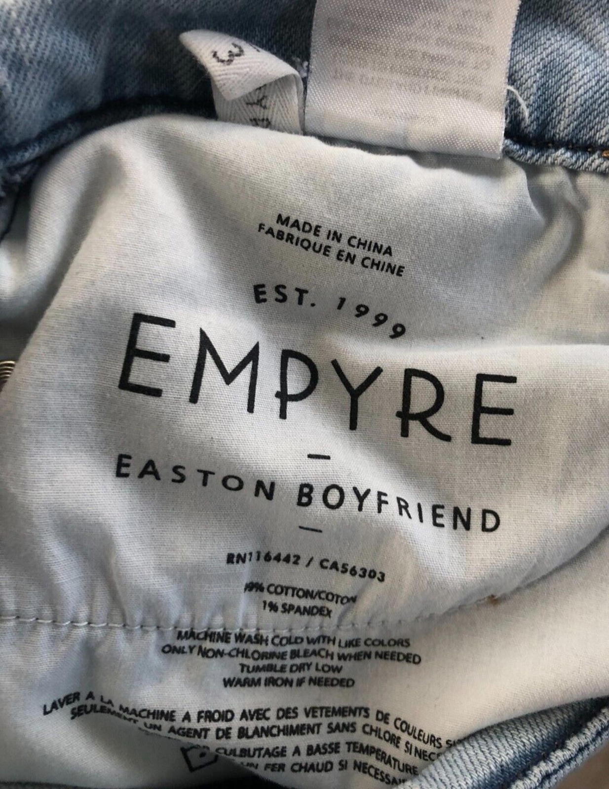 Empyre Jeans Tori Baggy Distressed Light Wash Denim Skater Grunge Womens Size 3