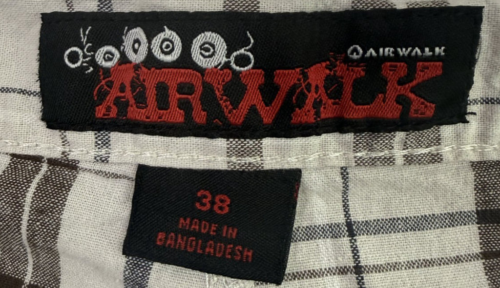 AIRWALK Grunge Plaid Gray/White Cotton Cargo Shorts Mens Sz 38 - Skater