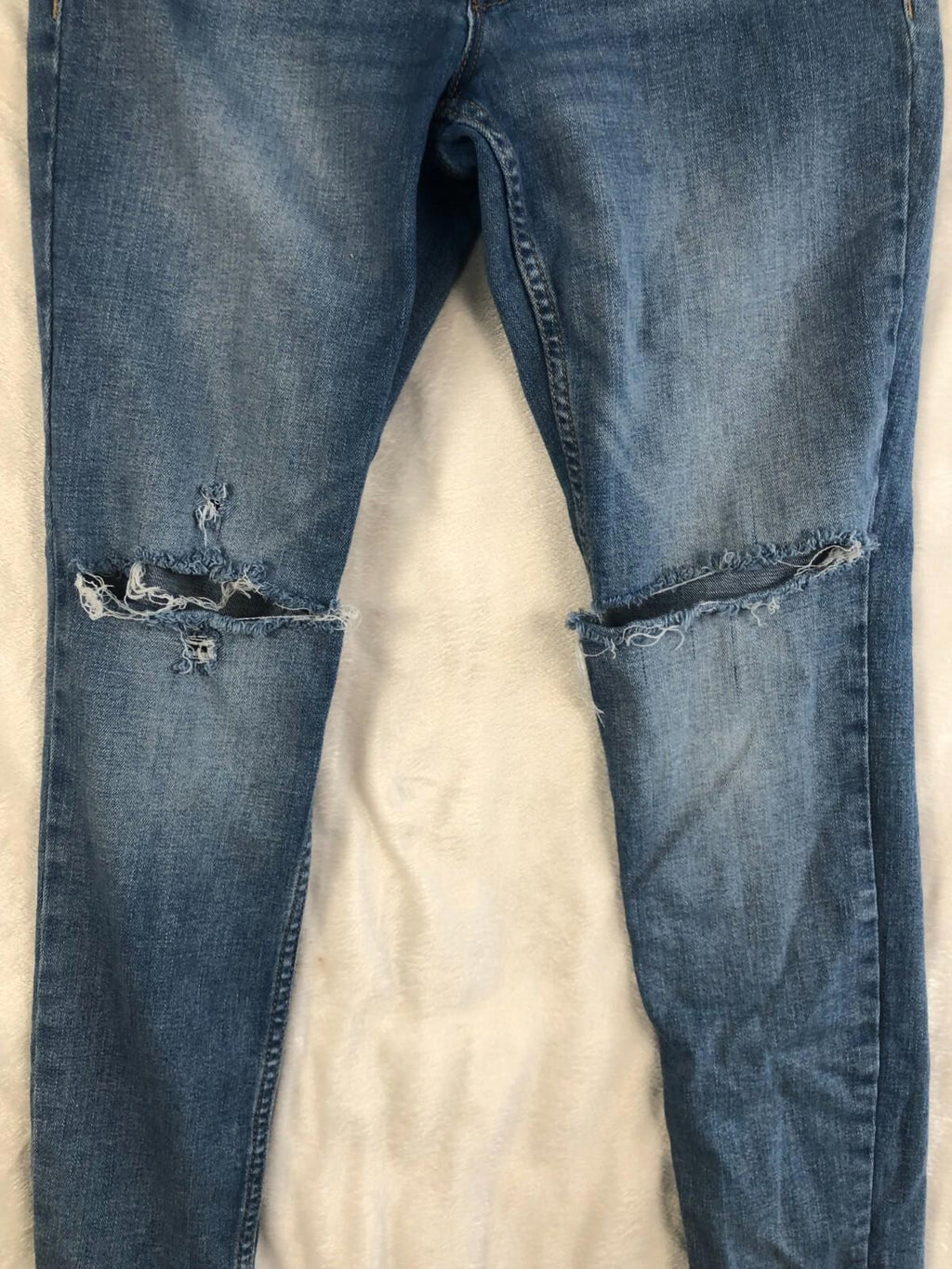 Womens Old Navy Rockstar Super Skinny Mid-Rise Distressed Denim Jeans Size 4