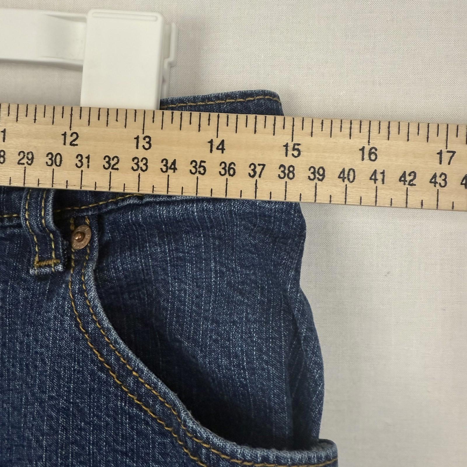 Levis 550 • Relaxed Boot Cut Stretch Blue Jeans Womens • Size 10 M (30x30)