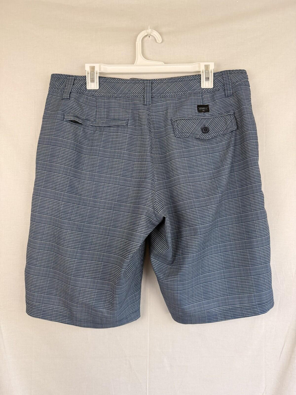 O'Neill Men's Hybrid Shorts Size 36 Blue and White Striped Walk Shorts Stretch