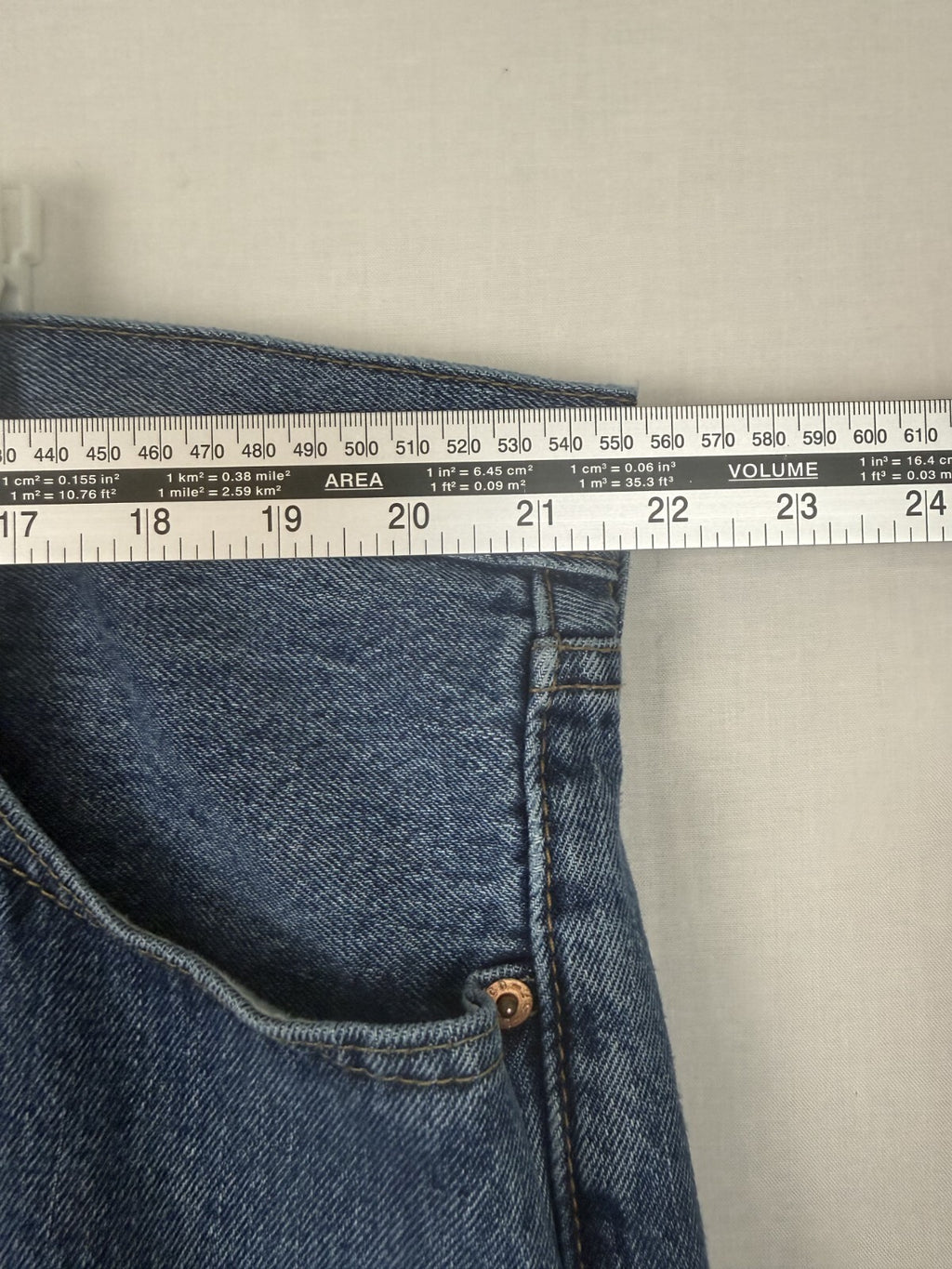 Levis 501 Jeans Mens 42x30 Blue Denim Button Fly Straight Leg